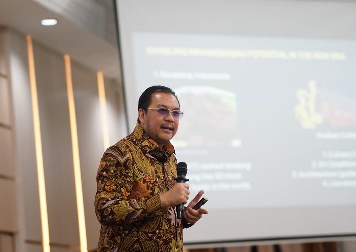 Denny JA Pelopor Seni Rupa Artificial Intelligence di Indonesia