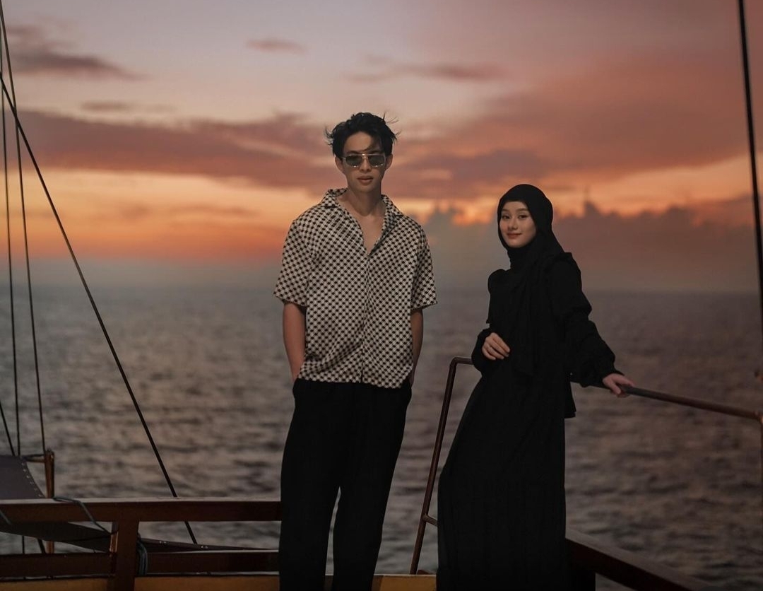 Kejang Saat Diving, Rey Mbayang Bersyukur Diselamatkan Allah dengan Cara Ini!