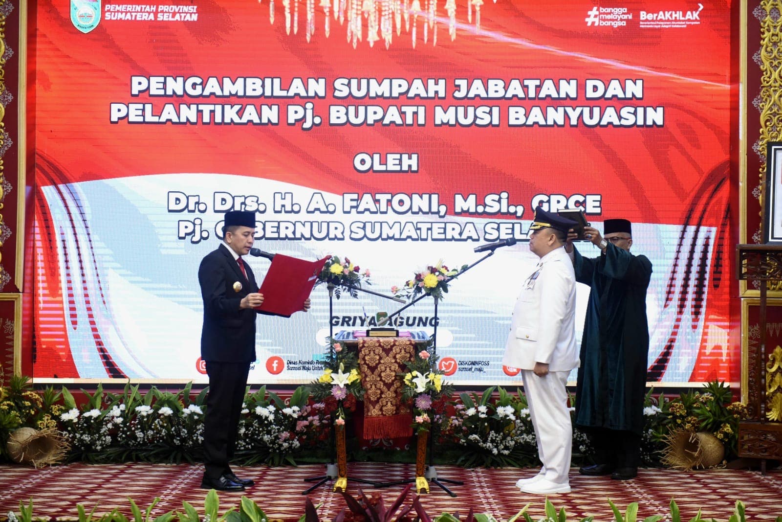 Pj Gubernur Sumsel Agus Fatoni Resmi Lantik Sandi Fahlepi sebagai Pj Bupati Muba