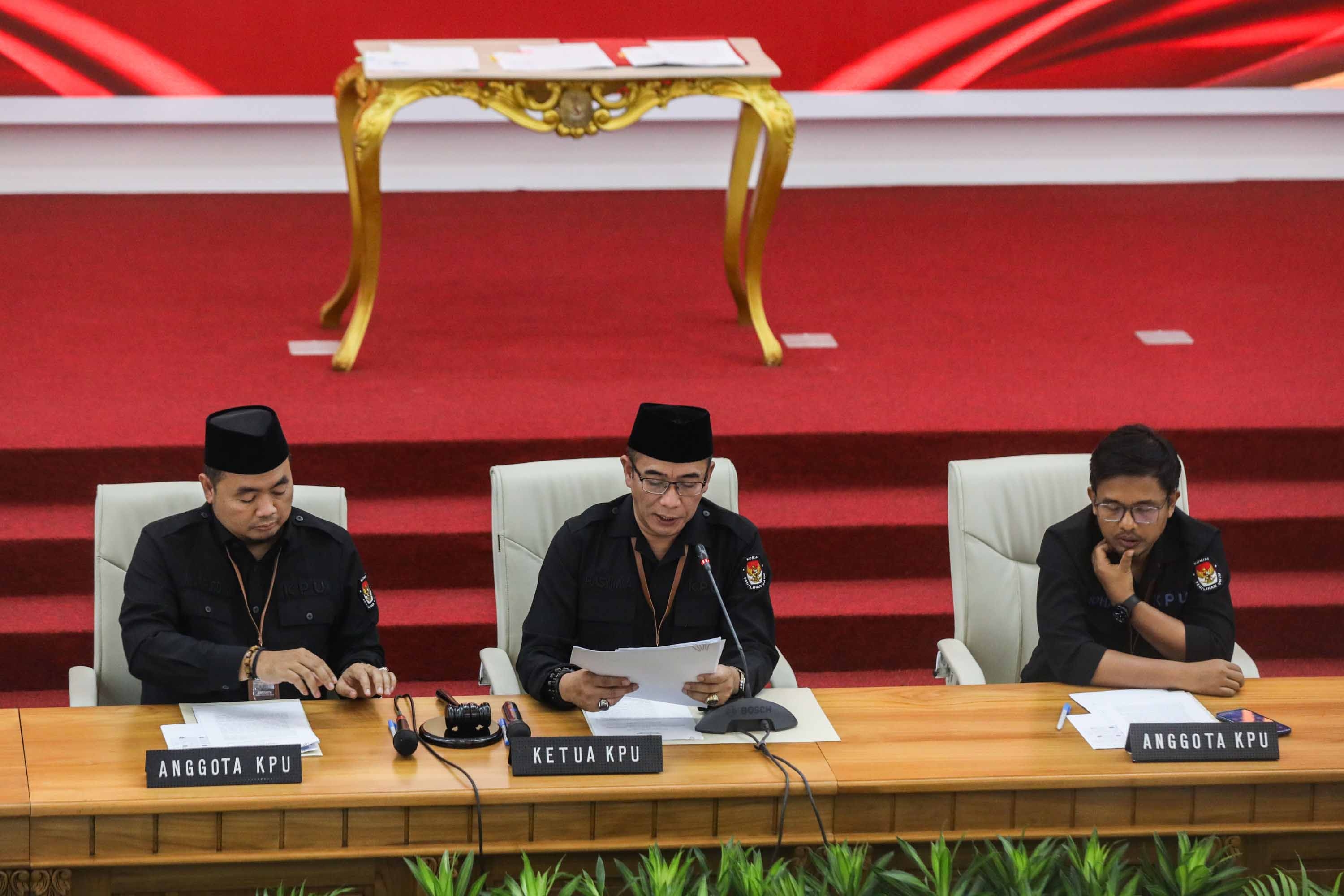 DPR Hormati DKPP, Pemecatan Ketua KPU Tak Akan Ganggu Pilkada 2024