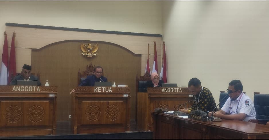 KIP Gelar Sidang Permohonan Informasi Sikadeka dan Sirekap KPU RI yang Diajukan ICW