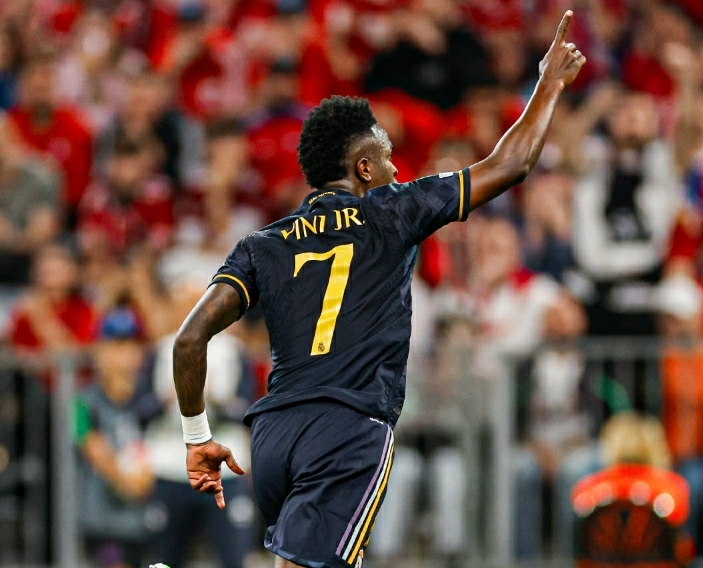 Muenchen vs Madrid: Penalti Vinicius Selamatkan Los Blancos dari Kekalahan di Leg 1