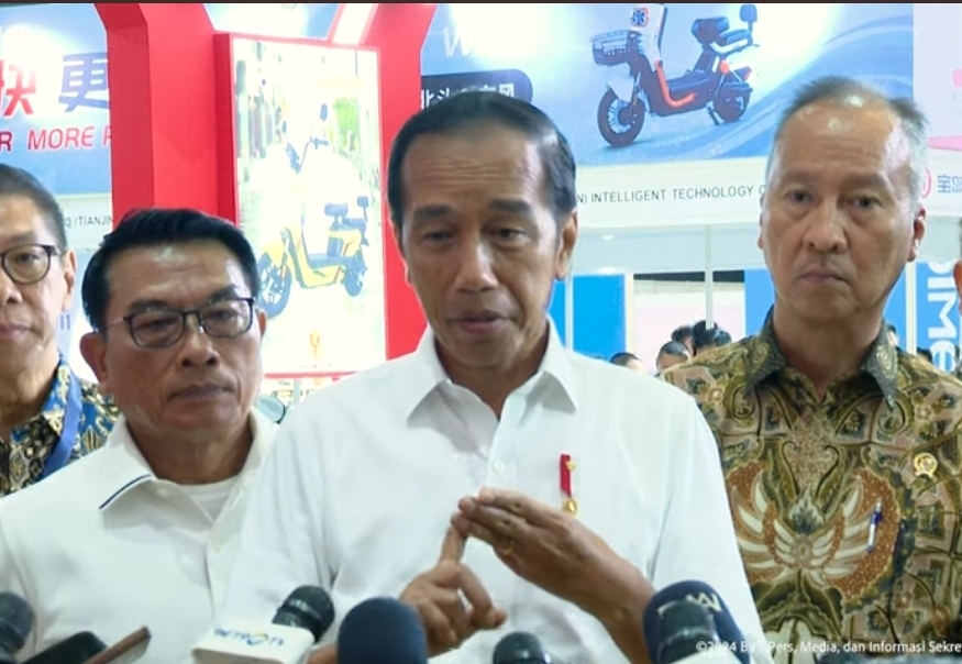 Jokowi Senang Pabrik Kendaraan Listrik di Indonesia Terus Meningkat