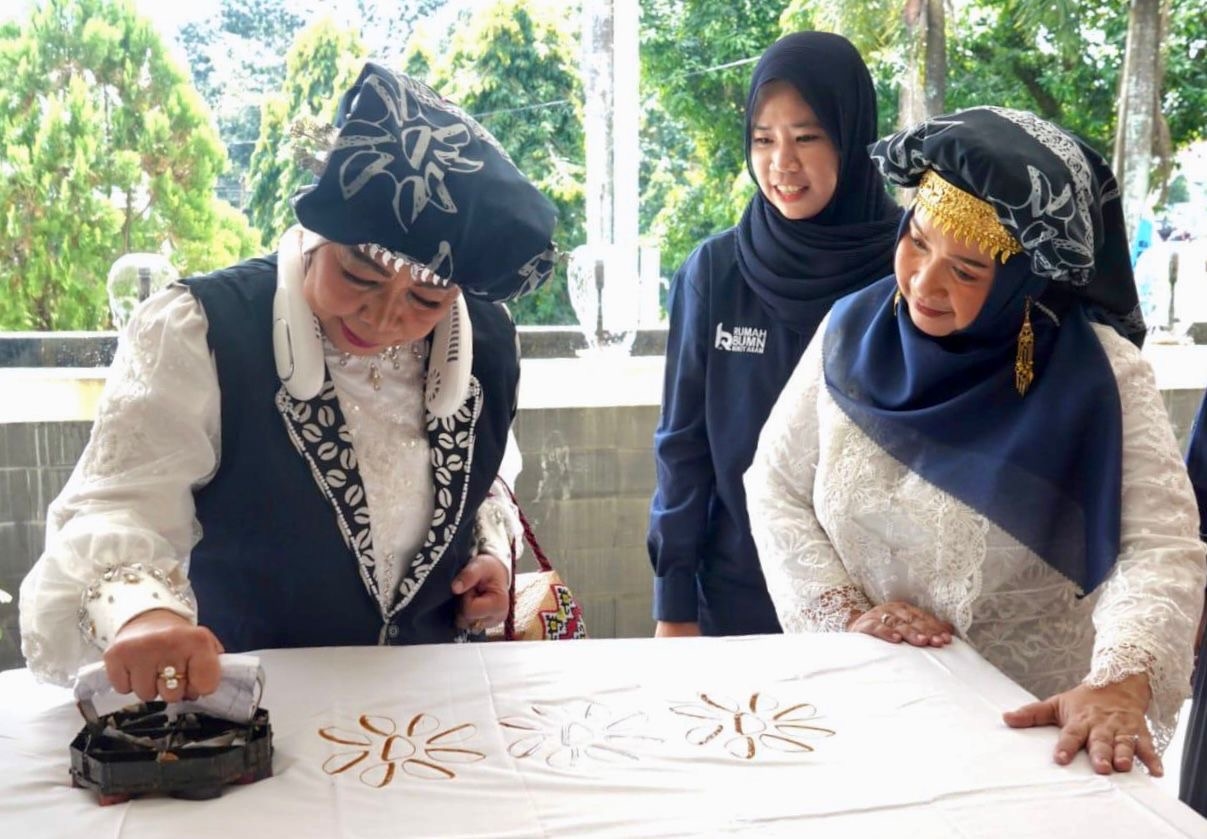 Pj Ketua TP PKK Sumsel Tyas Fatoni Hadiri Peringatan Hari Kartini 2024 di Kabupaten Muara Enim