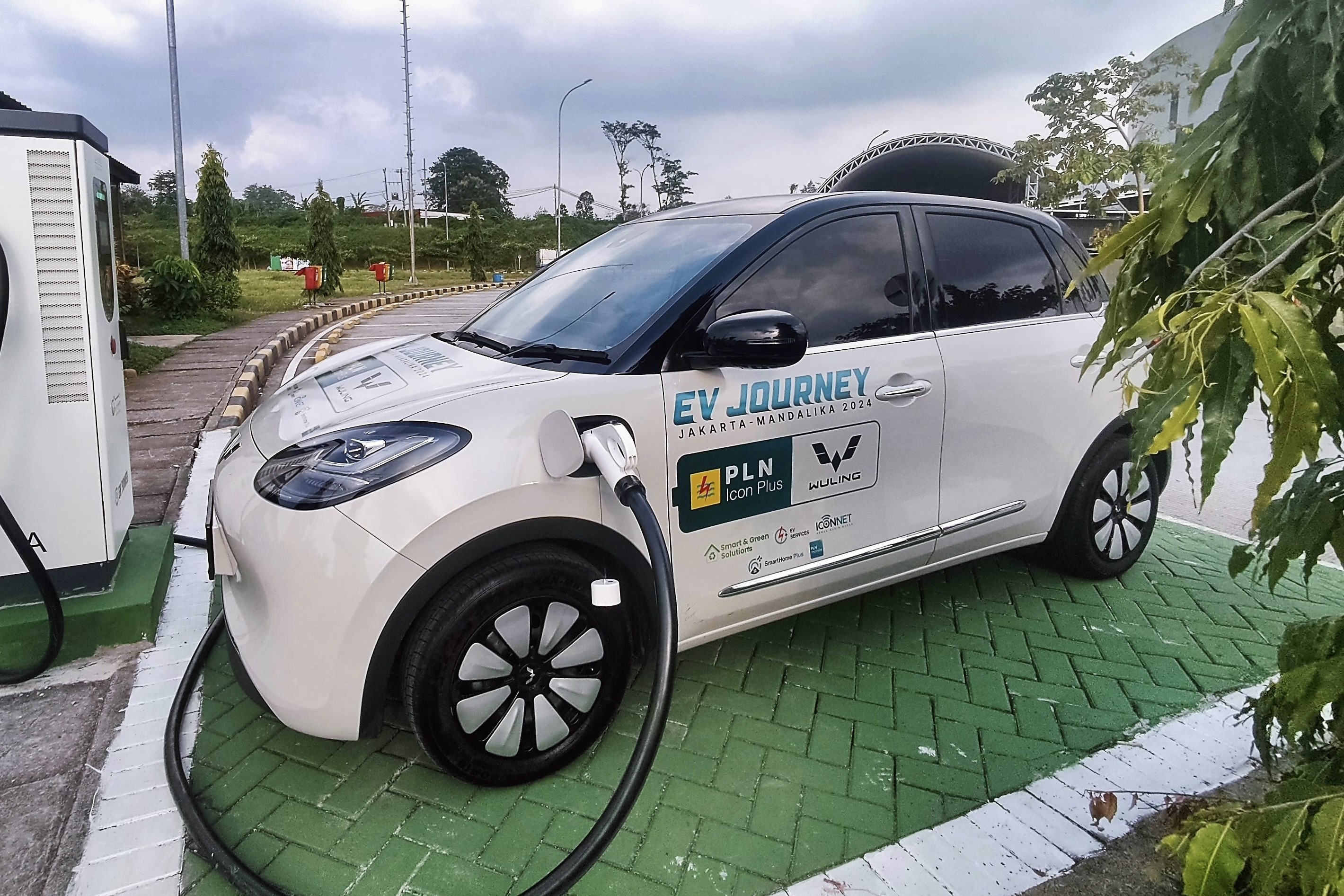 Saat BinguoEV Berhasil Tuntaskan Perjalanan 1.300 Kilometer Lebih Jakarta - Mandalika