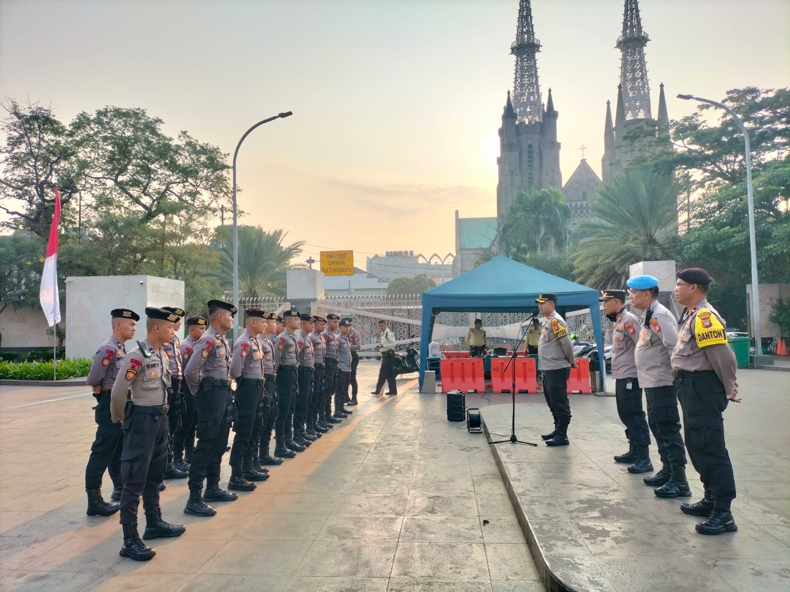 Hari Kenaikan Yesus Kristus 2024, Polisi Turunkan Unit Jibom Gegana dan K9 di Gereja Katedral