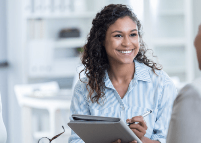 Sering Minder? Ini 8 Tips Meningkatkan Rasa Percaya Diri yang Terbukti Efektif