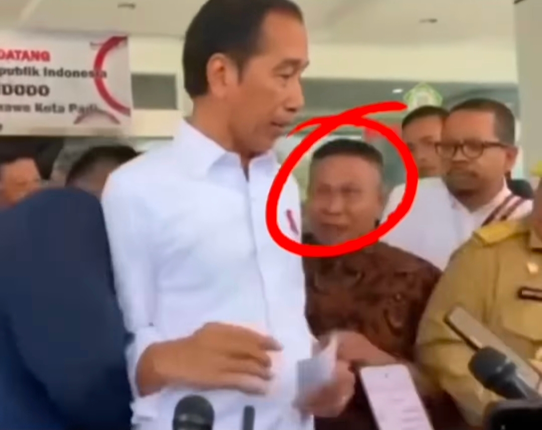 Heboh Seorang Pria Dekati Jokowi Mengadu Soal Gaji, Istana: Sudah Dikomunikasikan dengan Baik
