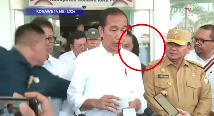 Hampir Celaka! Ini Kronologi Jokowi Didekati Oknum Pria hingga Terdorong Paspampres