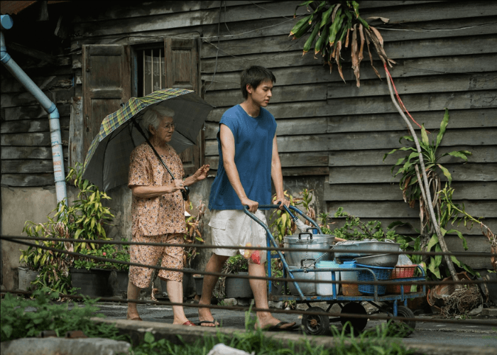 Sinopsis How to Make Millions Before Grandma Dies, Film Thailand yang Mengangkat Kisah Kekeluargaan