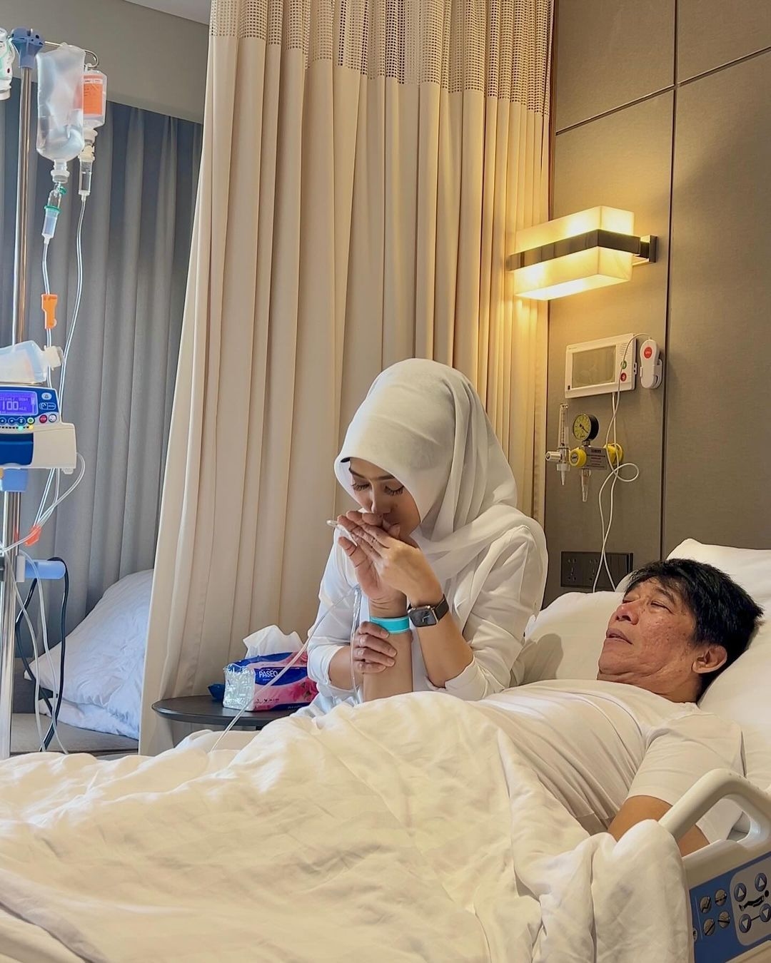 Habis Operasi, Parto Mulai Rajin Minum Air Putih