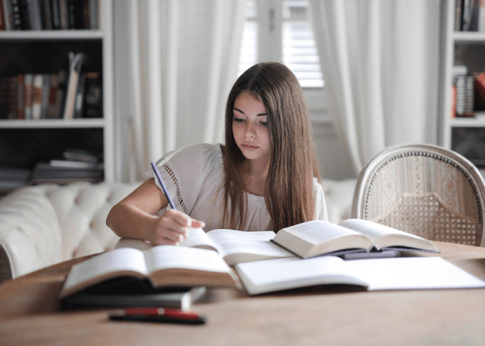 7 Tips Sederhana untuk Menghilangkan Pikiran Negatif Saat Belajar