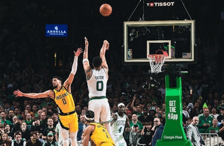 Play-off NBA: Boston Celtics Harus Lewati Over Time untuk Amankan Gim 1 Final atas Pacers