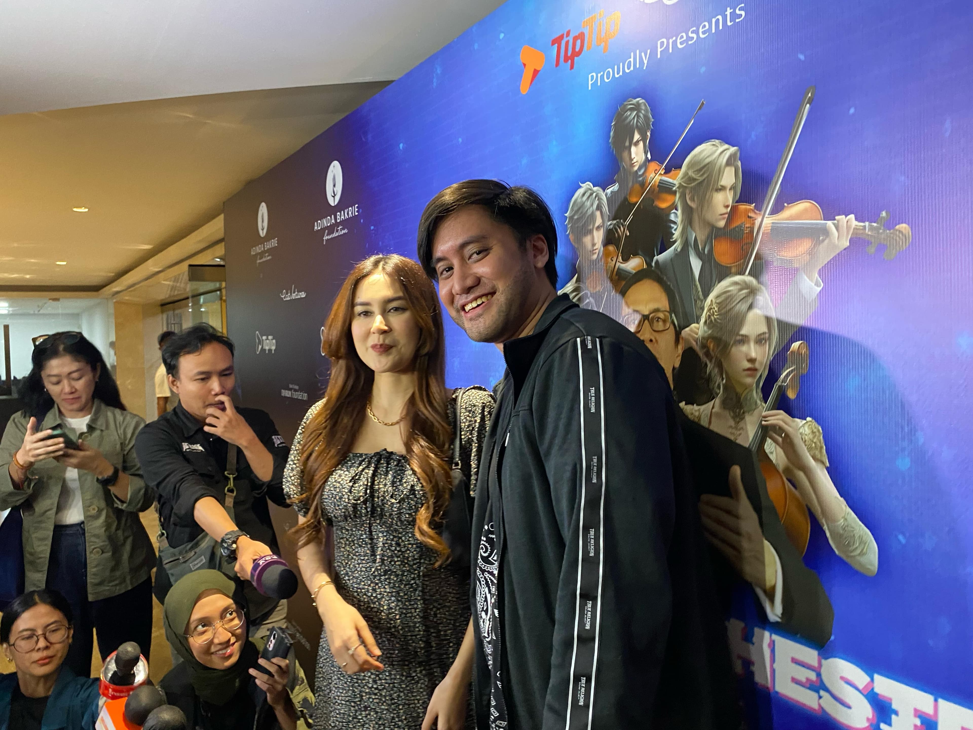 Agar Cerdas, Kevin Aprilio Mainkan Piano Instrumen Klasik untuk Calon Anaknya