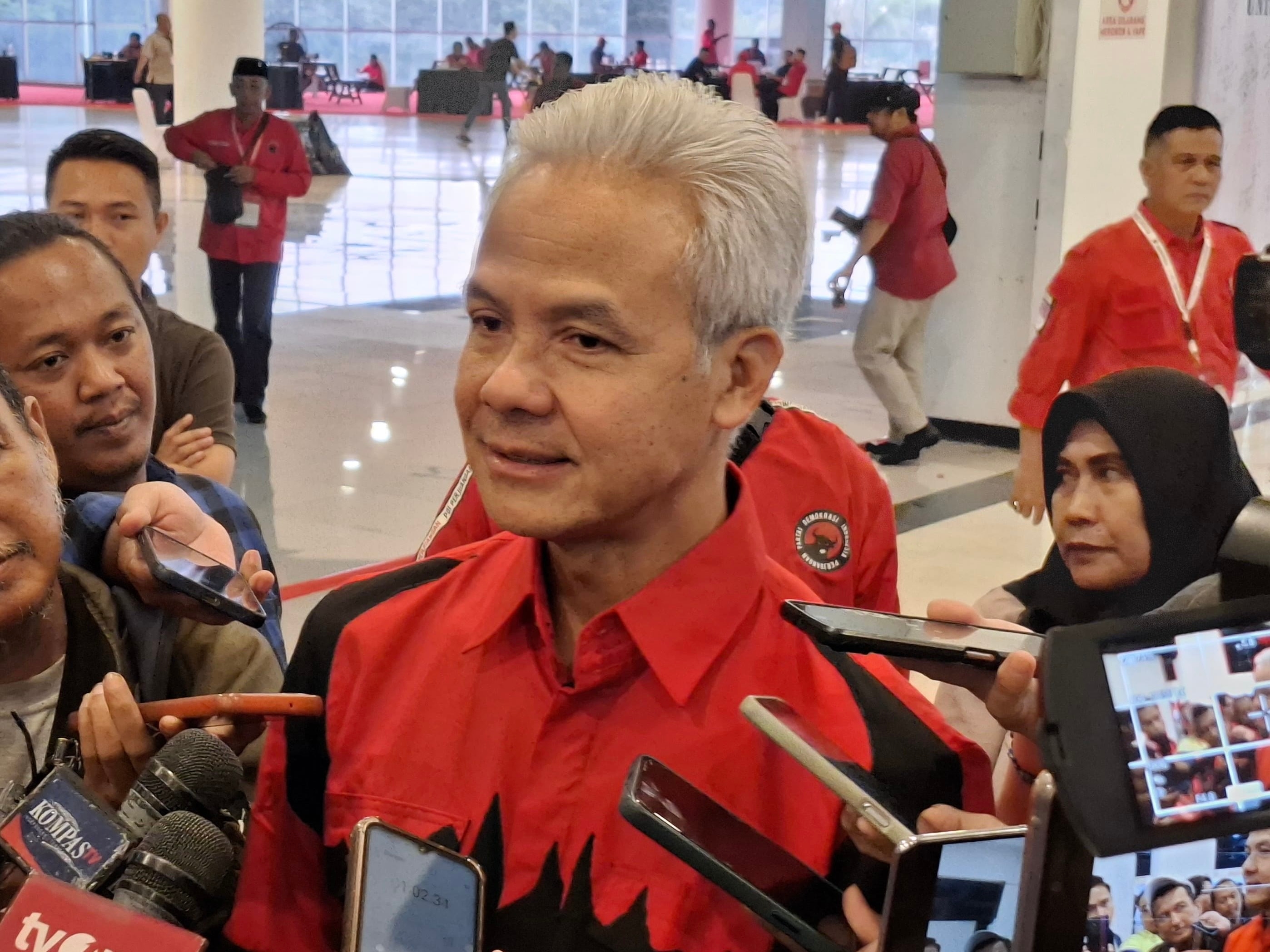 Kriteria Gubernur Jateng Menurut Ganjar: Melayani Masyarakat dengan Mudah, Murah dan Cepat