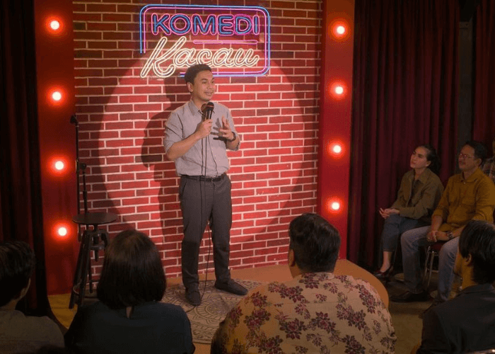 5 Rekomendasi Film dan Serial Komedi Raditya Dika, Paling Terbaru Ada Komedi Kacau