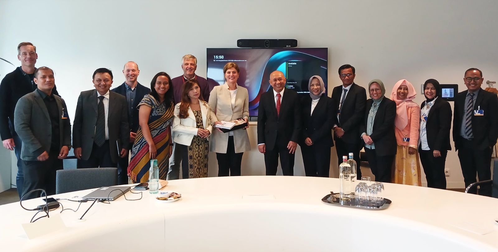 MenkopUKM Dukung Rabo Foundation Berdayakan UMKM Pertanian