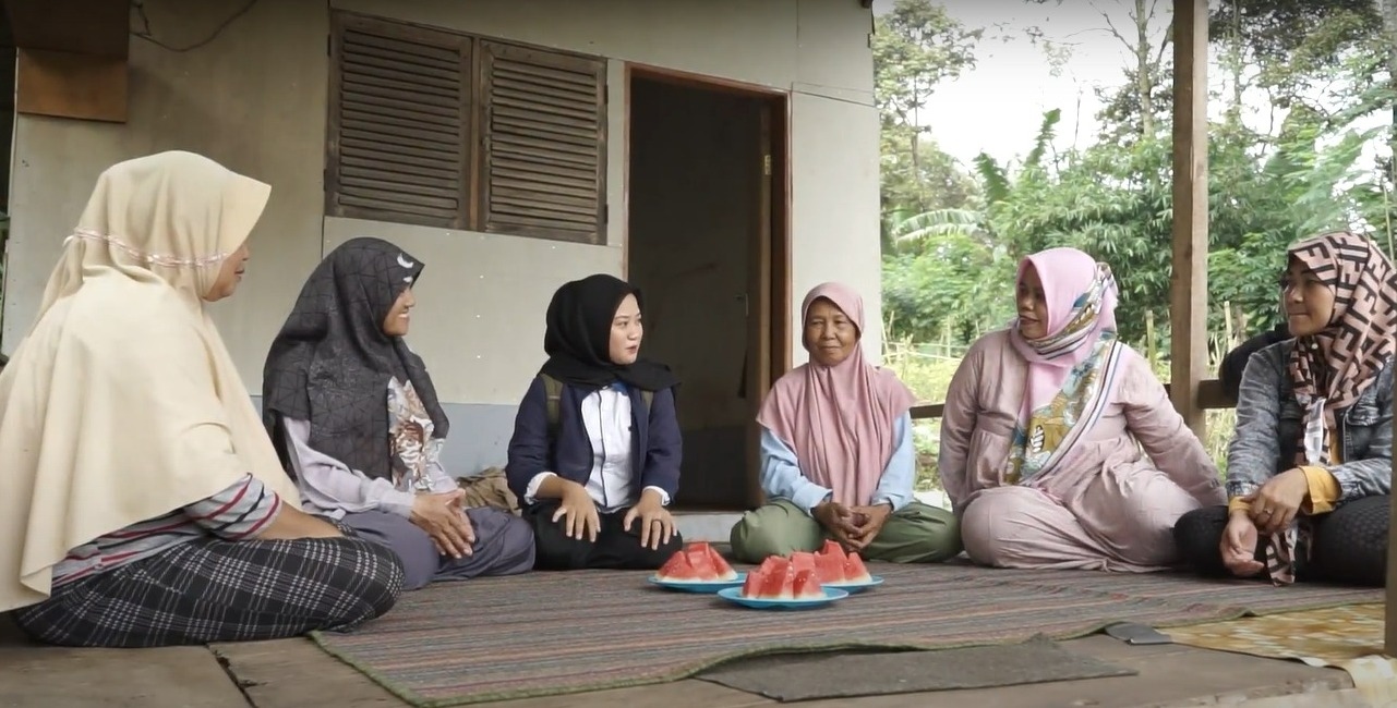 Kisah AO PNM Bantu Selamatkan Lingkungan Lewat Pelatihan Mengelola Sampah di Padalarang