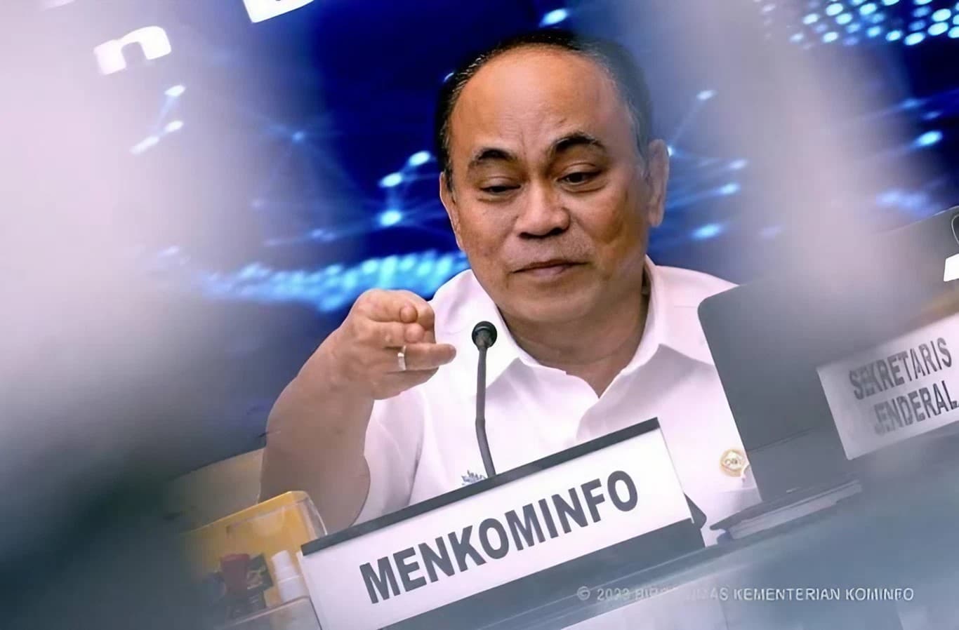 Elon Musk Izinkan Konten Pornografi di Platform X, Menkominfo Ancam Blokir