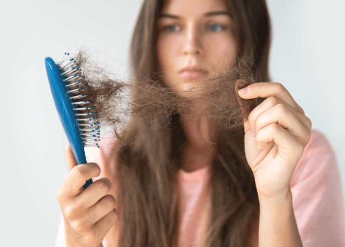 Rambut Rontok? Simak 7 Cara Menebalkan Rambut yang Mudah Diikuti