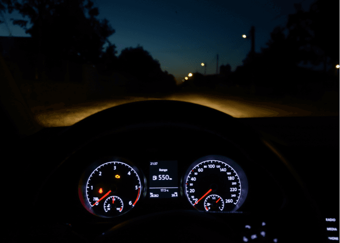 5 Tips Berkendara yang Aman dan Nyaman di Malam Hari, Jangan Sampai Dilewatkan