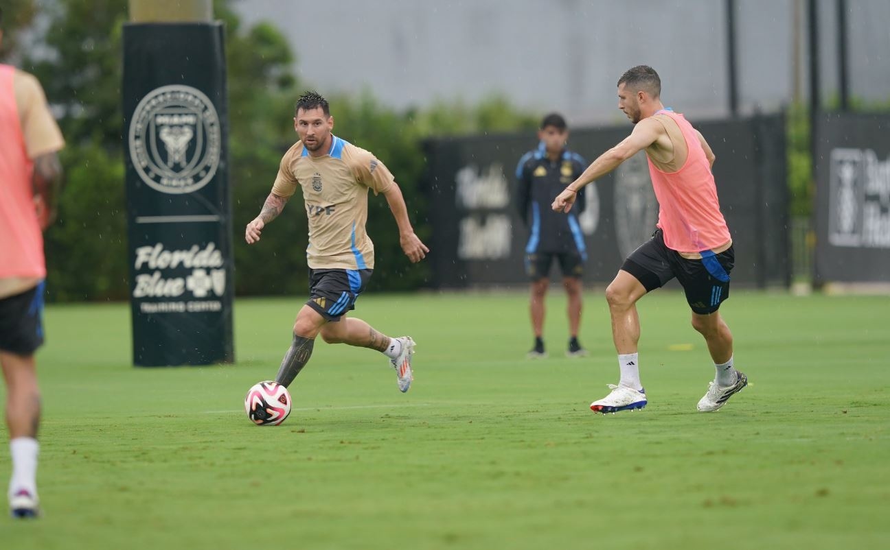 Lionel Messi Putuskan tak Bermain Bersama Argentinanya Mascherano di Olimpiade Paris