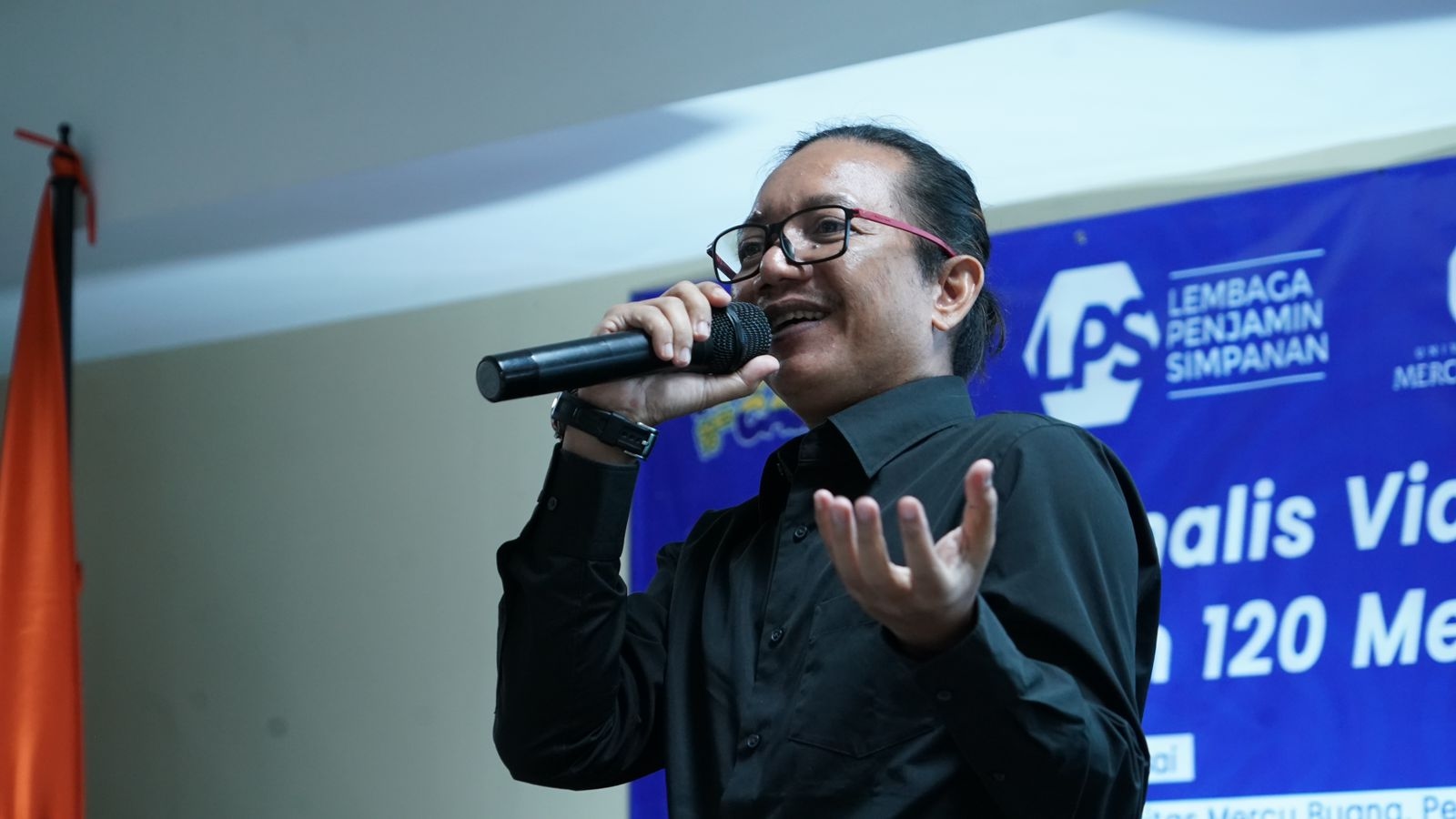 CEO TA PRP Music Bagikan Peluang Cuan dari Jurnalis Video Menjadi Content Creator di AGTC FIKOM Universitas Mercu Buana