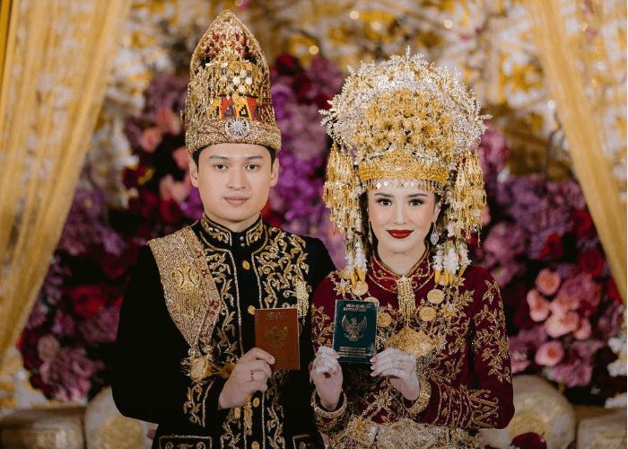 Apa Itu Mayam? Mahar Fantastis yang Diberikan Rizki Natakusumah Kepada Cut Beby Tsabina