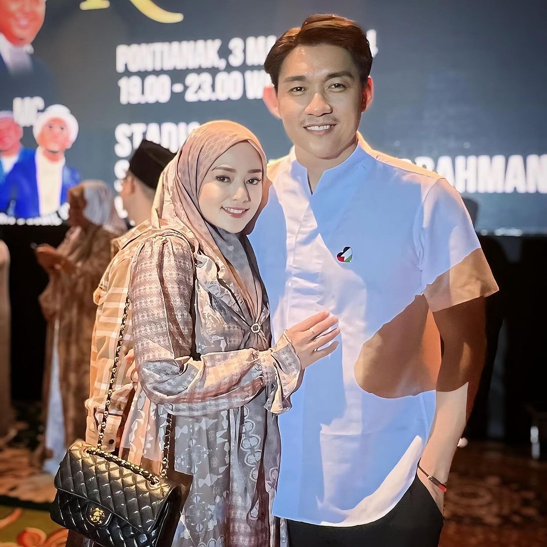 Ifan Seventeen Sayangkan Aksi Penonton yang Bakar Panggung