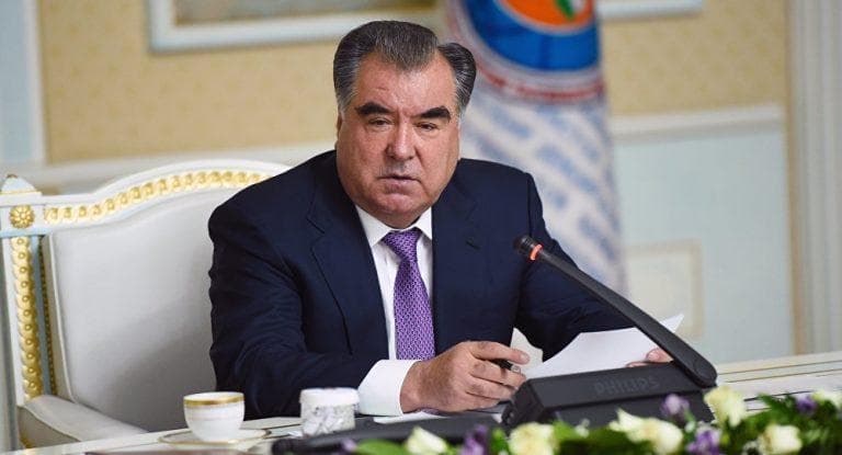Profil Emomali Rahmon, Presiden Tajikistan yang Tetapkan Larangan Berhijab untuk Warga Negaranya