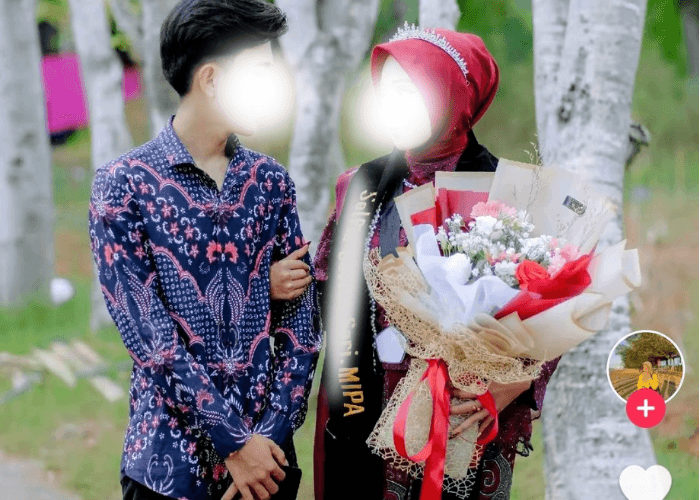 Viral Anak SMA Wisuda dengan Toga dan Pakai Selempang Gelar MIPA, Netizen Ramai Beri Komentar