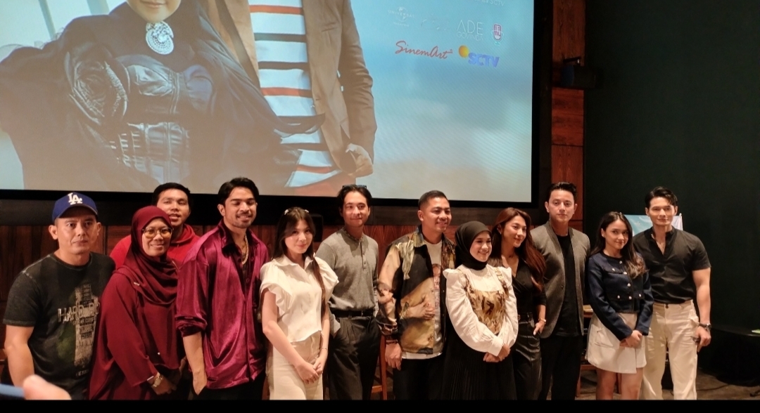 Ade Govinda Isi Soundtrack Sinetron Luka Cinta, Duet dengan Penyanyi Malaysia Ernie Zakri