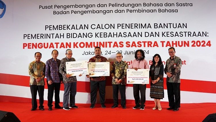 Kemendibudristek Lanjutkan Program Bantuan Pemerintah Bidang Kebahasaan dan Kesastraan Bagi Komunitas