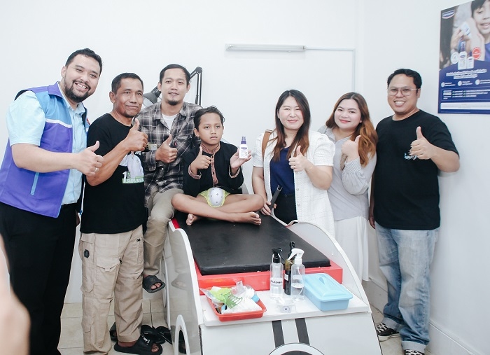 100 Anak Ikut Sunatan Massal yang Digelar Hansaplast