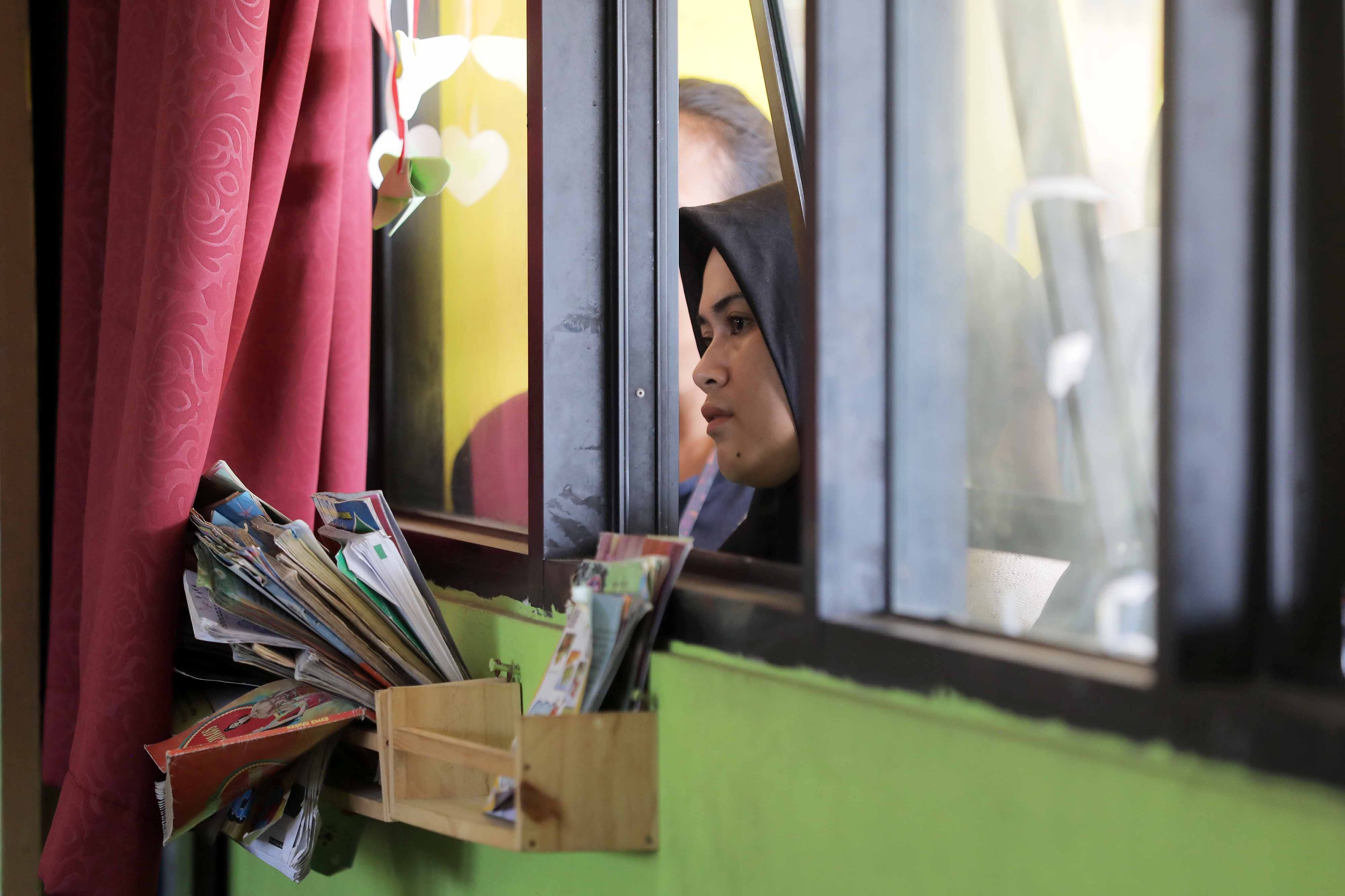 Sikap Terbuka Apa yang Perlu Ditunjukan oleh Orang Tua untuk Mendukung Keberhasilan Kolaborasi dengan Sekolah?