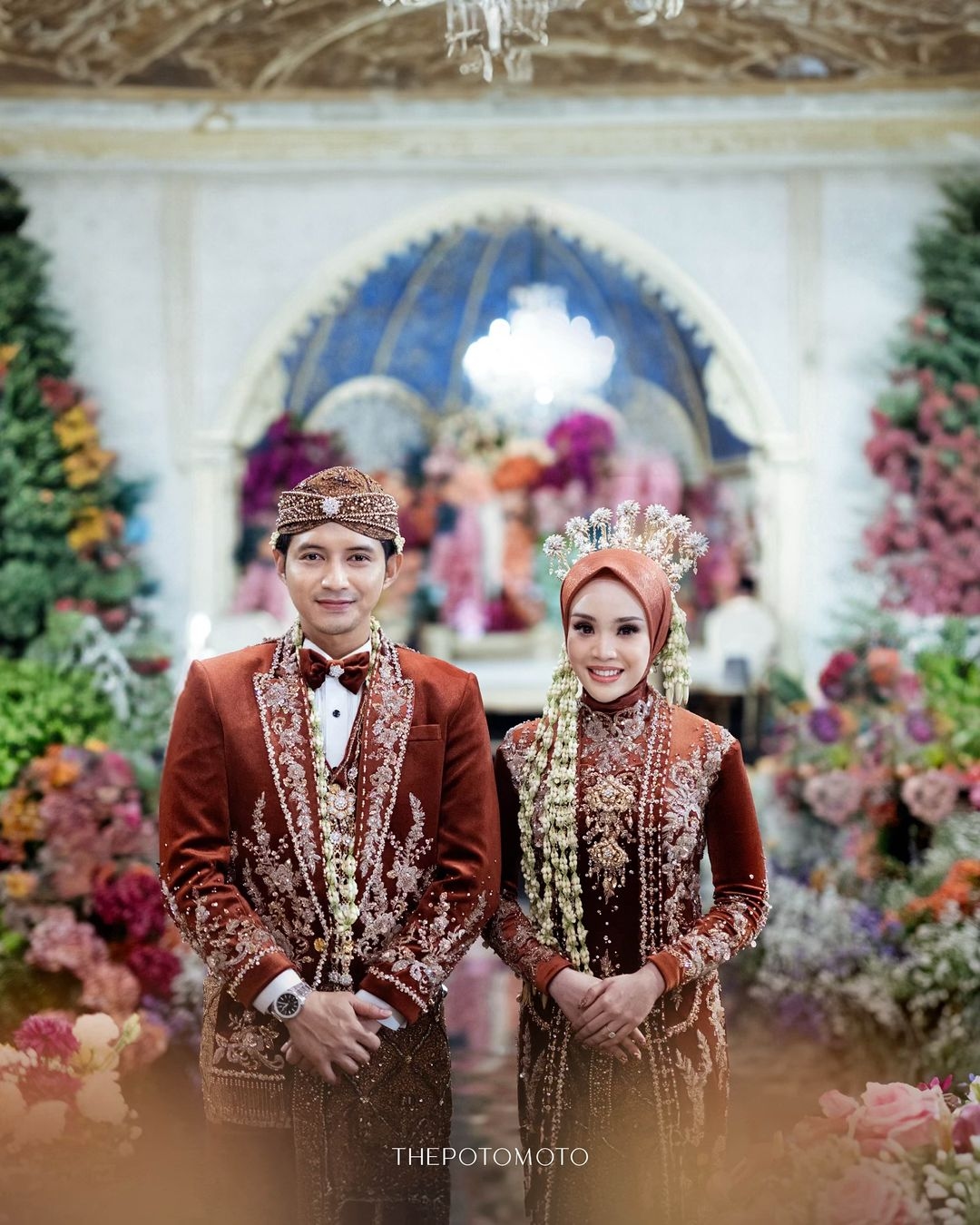 Profil Dea Sahirah, Istri Chand Kelvin yang Ternyata Saudara Artis Senior Inneke Koesherawati