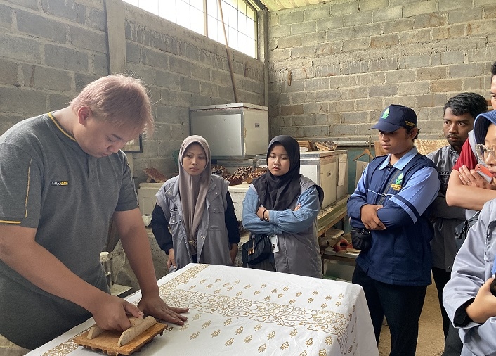 Ramah Lingkungan, Batik Siputri Makin Eksis Gunakan Serat Alami untuk Bahan Pewarna