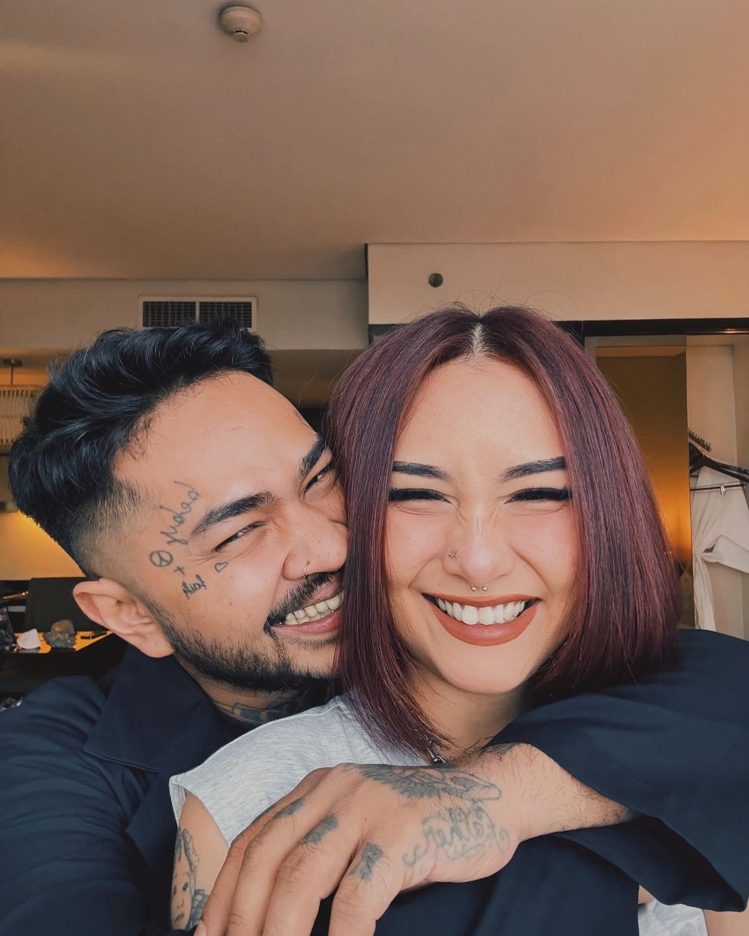 VIRAL Onad Banjir Kritik Usai Sebut Jemput Anak Adalah Tugas Istri, Netizen: Patriarkinya Kental Banget!