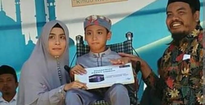 Ibunda Naja Hafiz Quran Indonesia Sulap Anak Lumpuh Otak Hafal Qur'an 30 Juz Hanya 10 Bulan