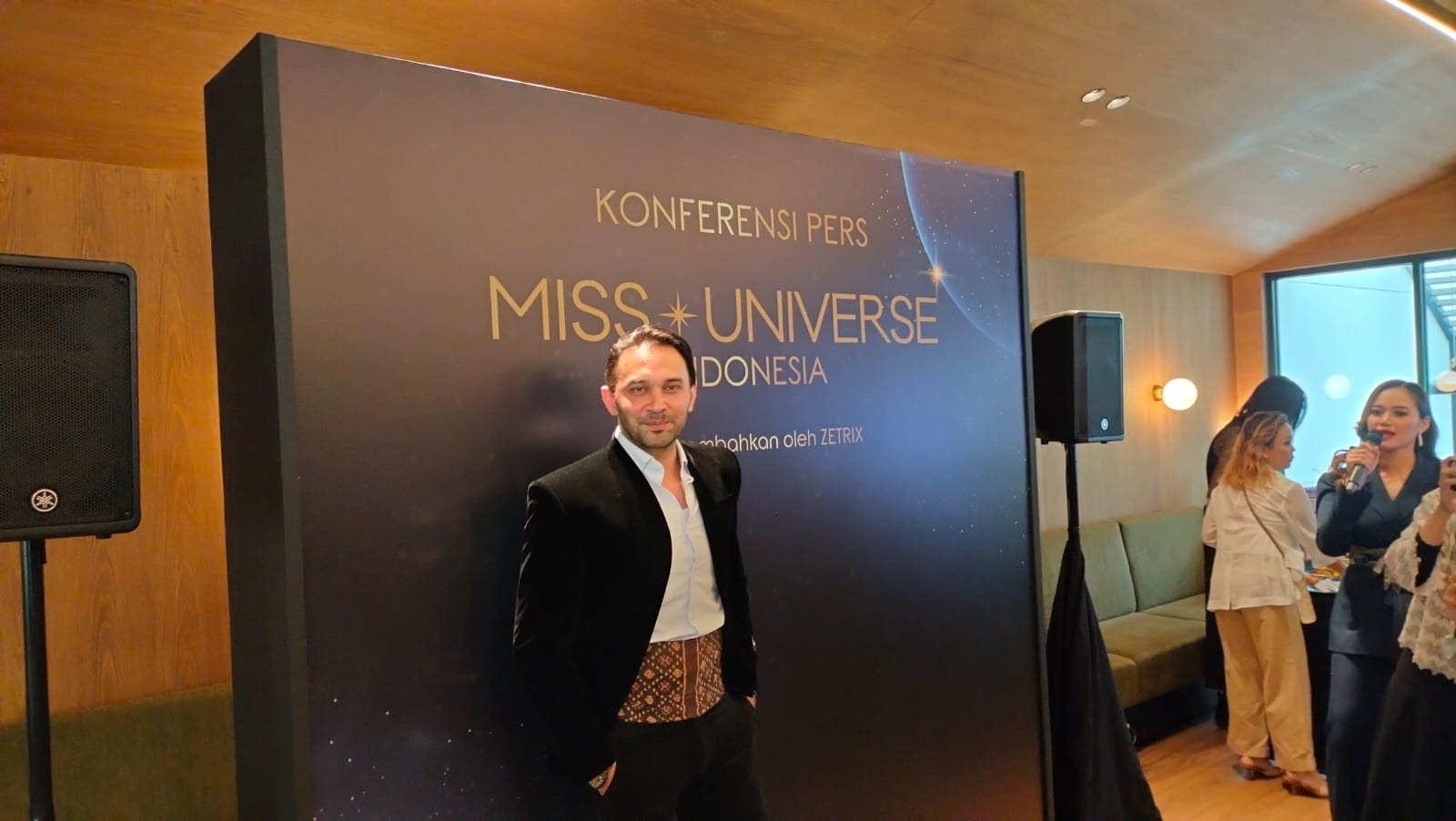 Sempat Bermasalah, Miss Universe Indonesia Tunjuk Teuku Jordan Zacky Jadi National Director