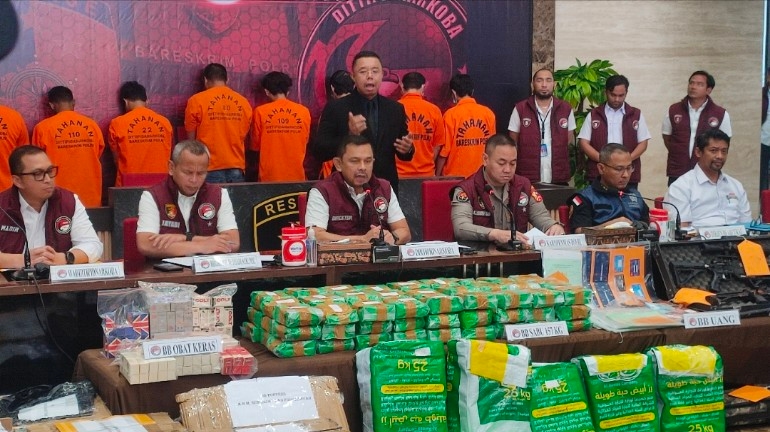 Bareskrim Bongkar Peredaran Obat Perangsang 'Poppers' dari China, 3 Orang Diamankan