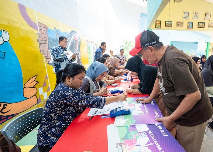 Bank DKI Distribusikan Kartu Bantuan Sosial, Catat Lokasi dan Tanggalnya