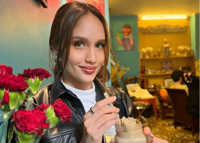 Cinta Laura Beri Tanggapan Soal Maraknya Joki Skripsi: Sistem Pendidikan Kita Masih...