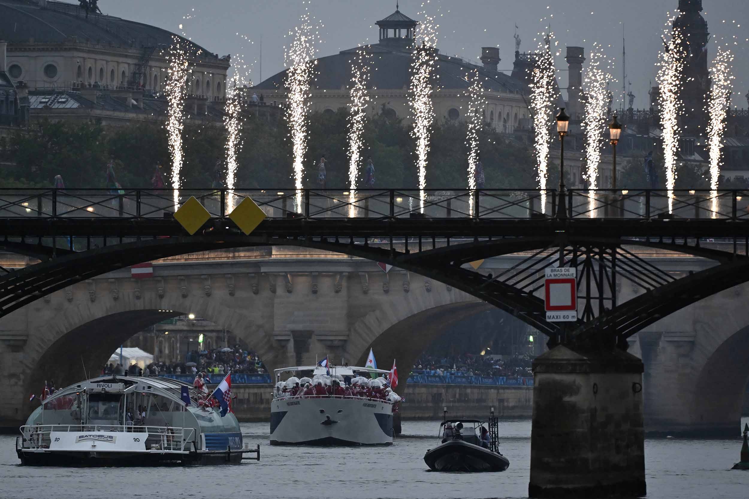 Olimpiade Paris: Perlombaan Triatlon Putra Ditunda Hingga Rabu Akibat Polusi di Sungai Seine