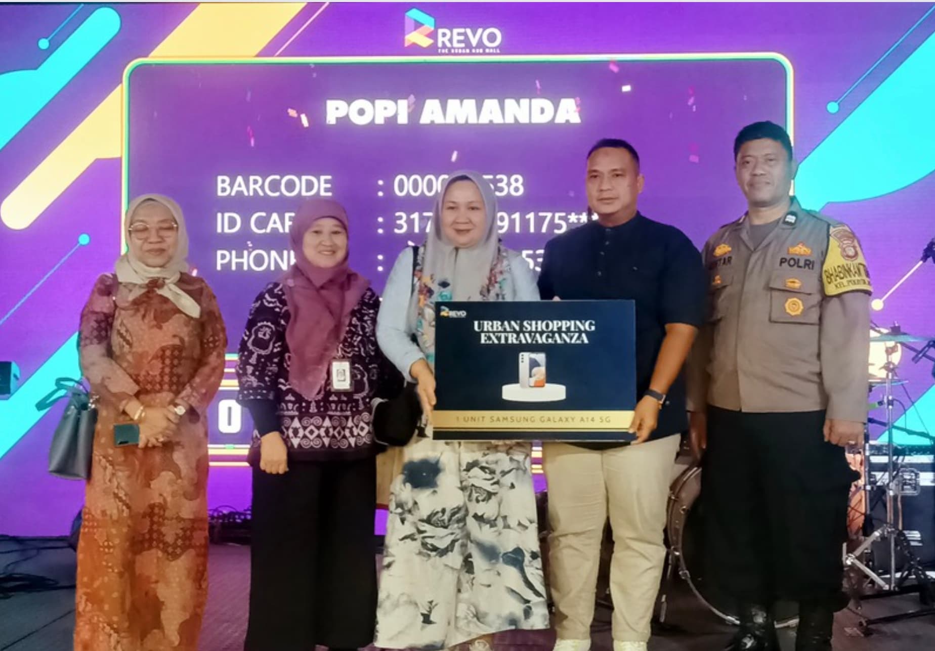 Revo Mall Bekasi Hadirkan Rony Parulian dan Bilal Indrajaya dalam Gelaran Drawing Urban Shopping Extravaganza