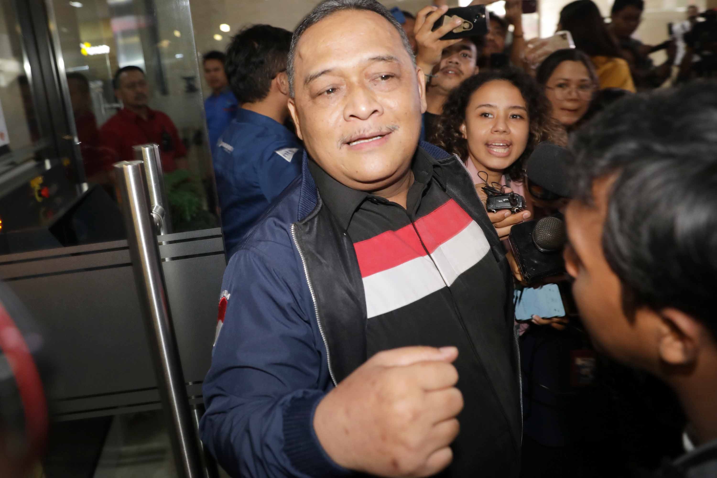 Benny Rhamdani Cuma Caper ke Jokowi dan Prabowo Soal Sosok T, agar Disebut Pahlawan