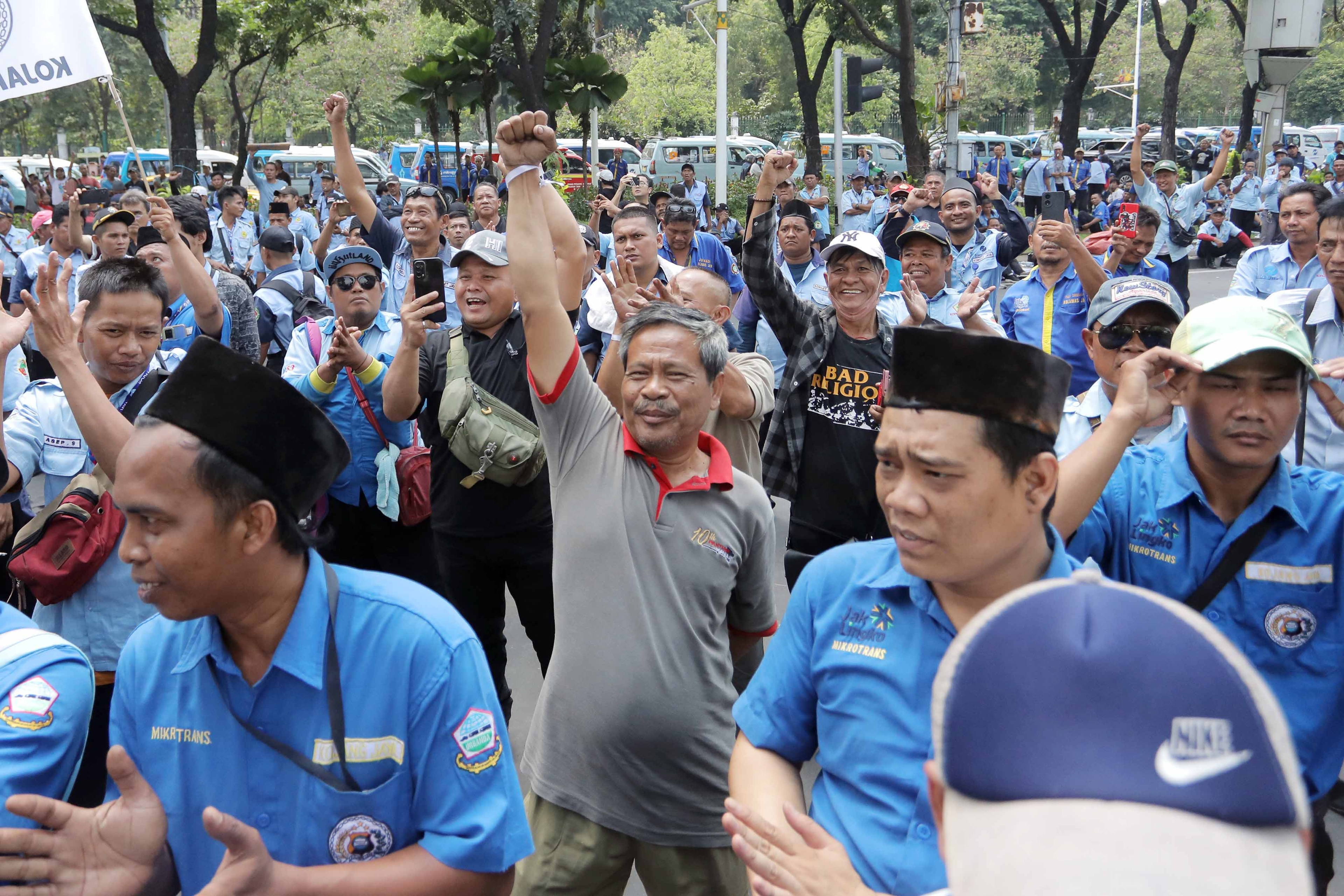 Bagaimana Pendapatmu Mengenai Kebebasan Berpendapat Sampai Batas Mana dalam Sistem Demokrasi di Indonesia?