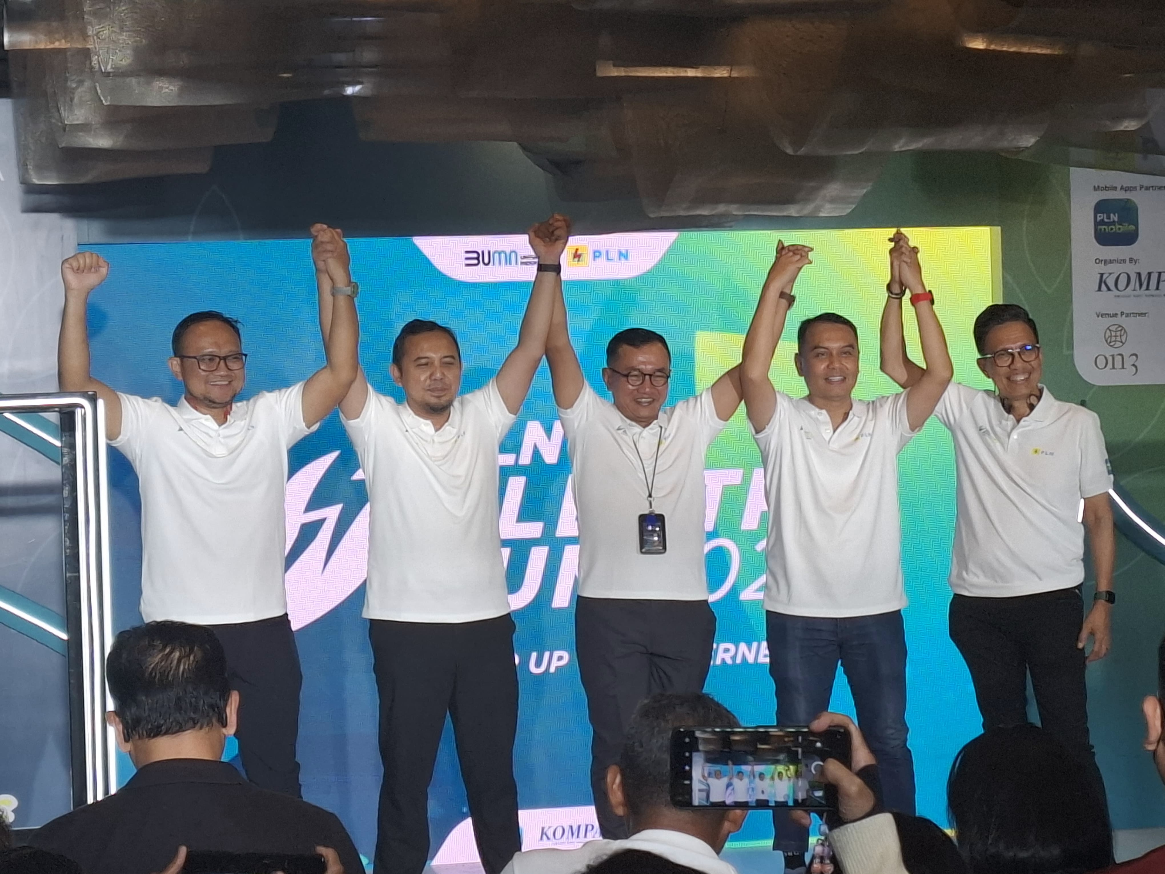 PLN Electric Run 2024 Ajak Pelari Semangat Energi Terbarukan