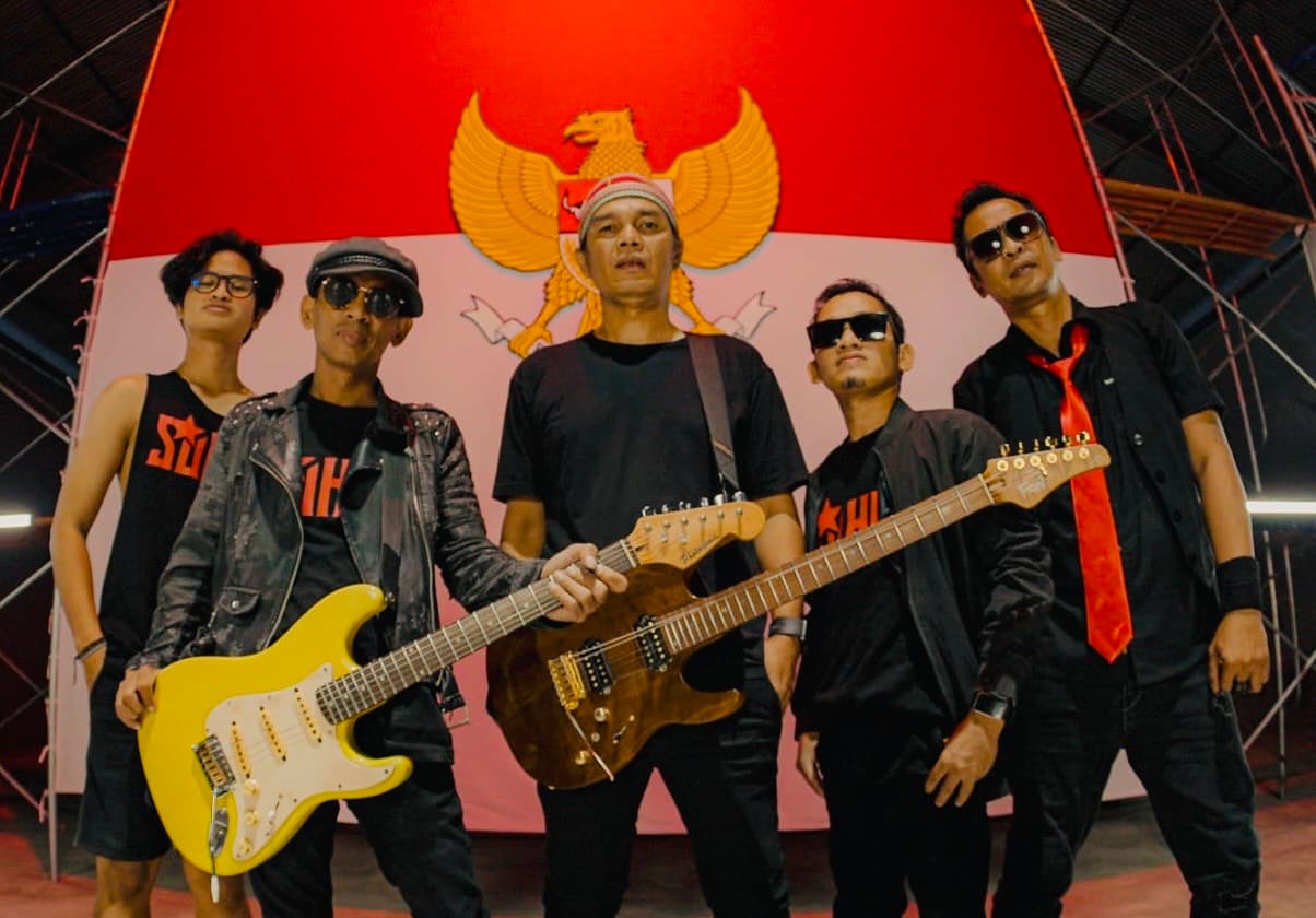 Suhu Band dan Pay Kobarkan Semangat Nasionalisme Lewat Single 'Terus Menyala'