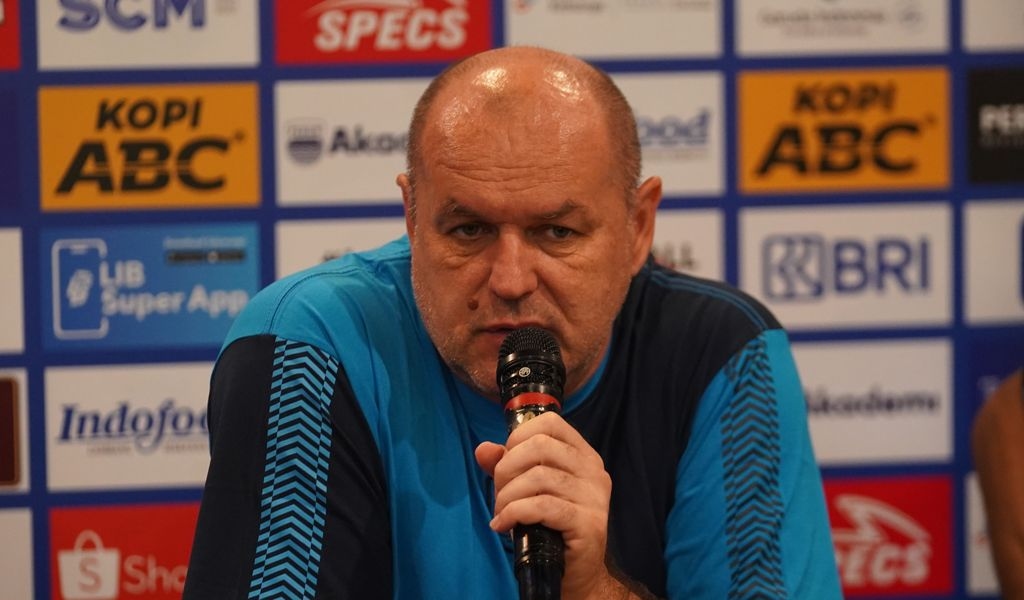 Bojan Hodak Kecewa Persib Bandung Imbang Lawan Port FC, Nilai Pemainnya 'Biarkan' Striker Lawan